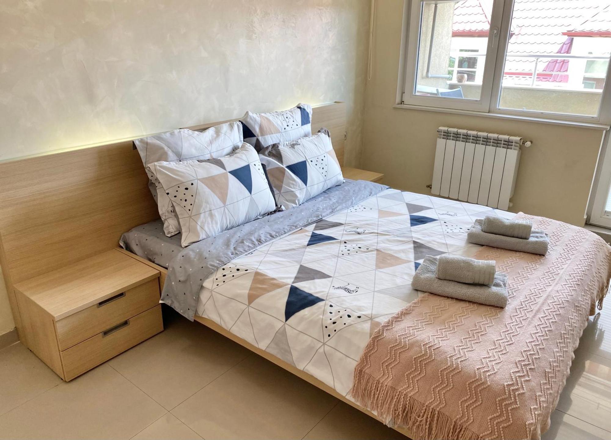 Entire Apartment For 4 Guests In Sofia Buitenkant foto